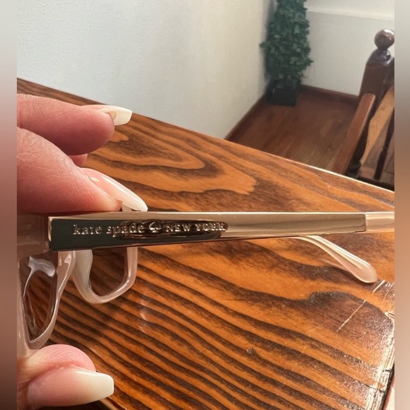 Kate Spade Sunglasses- Nude Color Gold Hardware with Green Case EUC main image 5